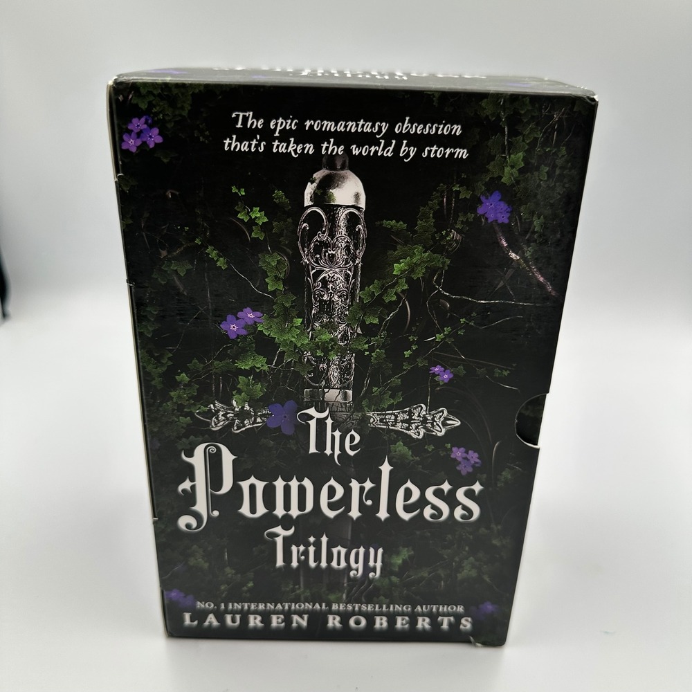The Powerless Trilogy Lauren Roberts Box Set Powerless Reckless Fearless PB